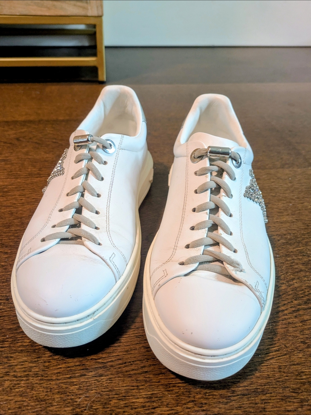 Louis Vuitton White Leather Platform Sneaker with Crystal LV Logo - Picture 2 of 9